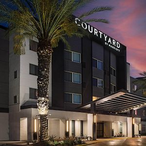 Courtyard By Marriott Anaheim Resort/Convention Center